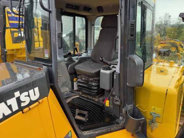 Komatsu D155AX-6 - Image 7