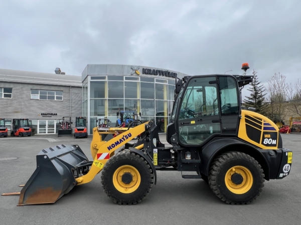 Komatsu WA80M-8