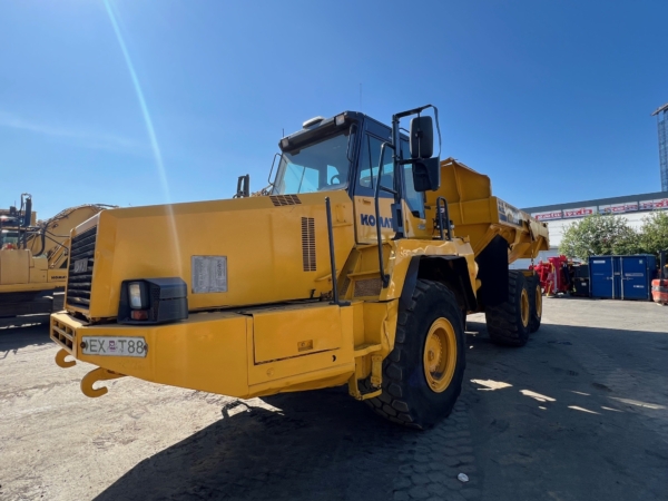 Komatsu HM300-2 - Image 2