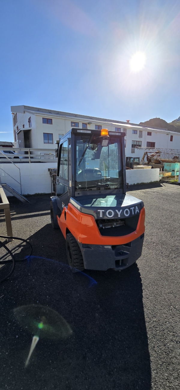 Toyota Tonero 30 - Image 2