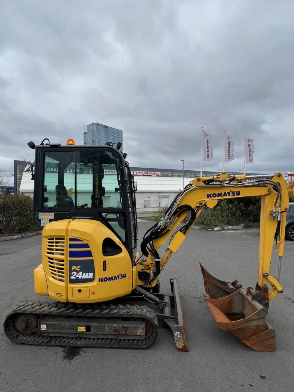 Komatsu PC24MR-5 - Image 4