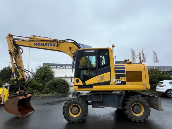 Komatsu PW160-11