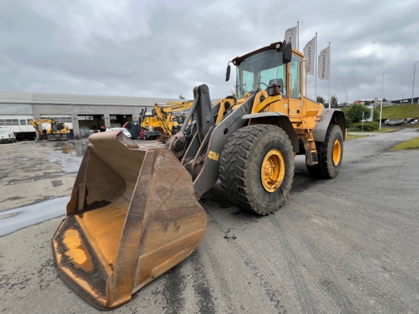 Volvo L120E - Image 3