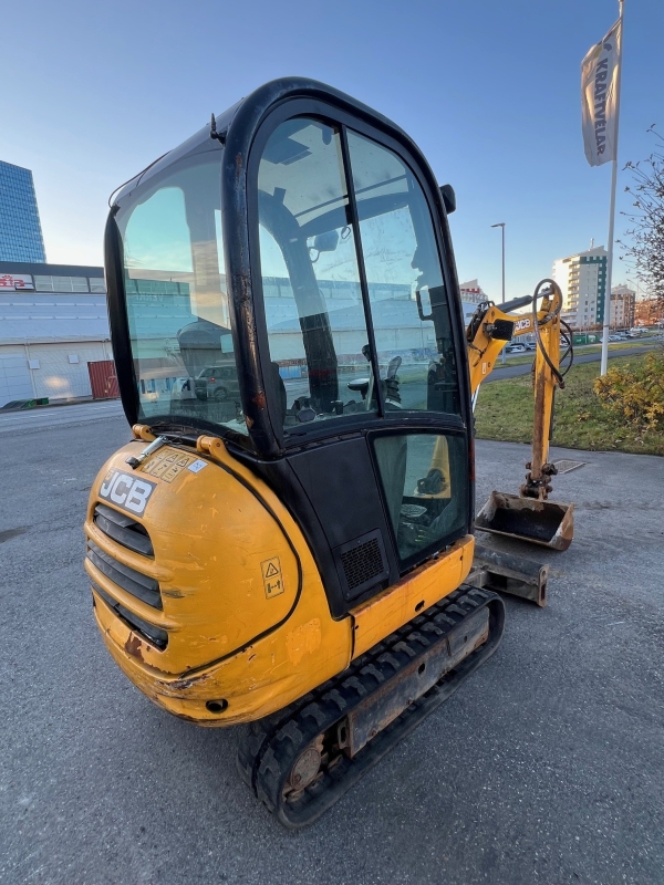JCB 8018 - Image 4