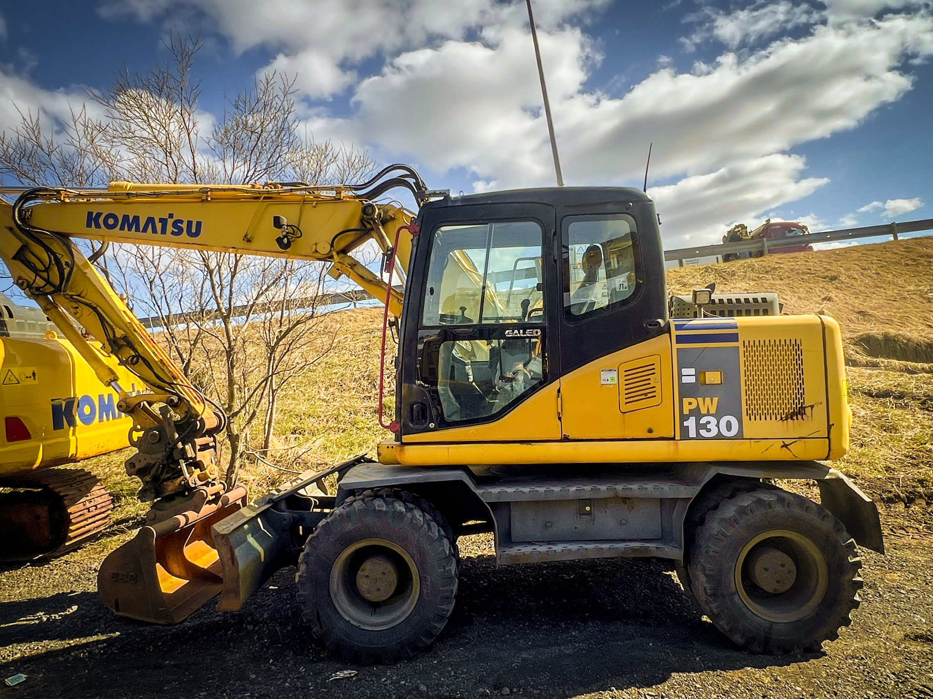 Komatsu PW130-7