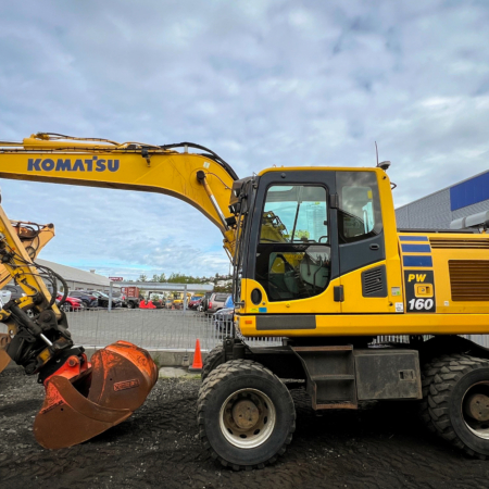 Komatsu PW160-10