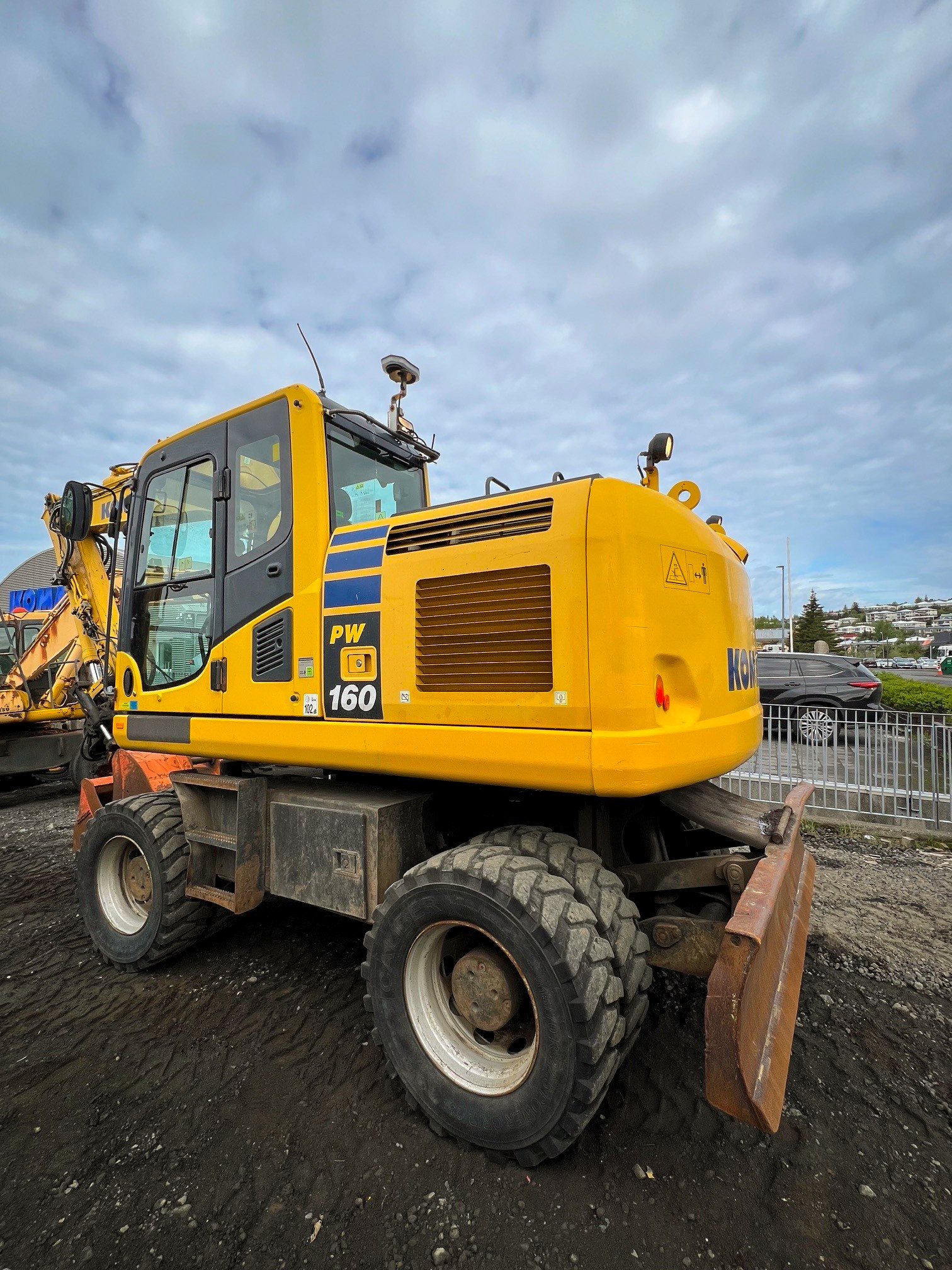 Komatsu PW160-10