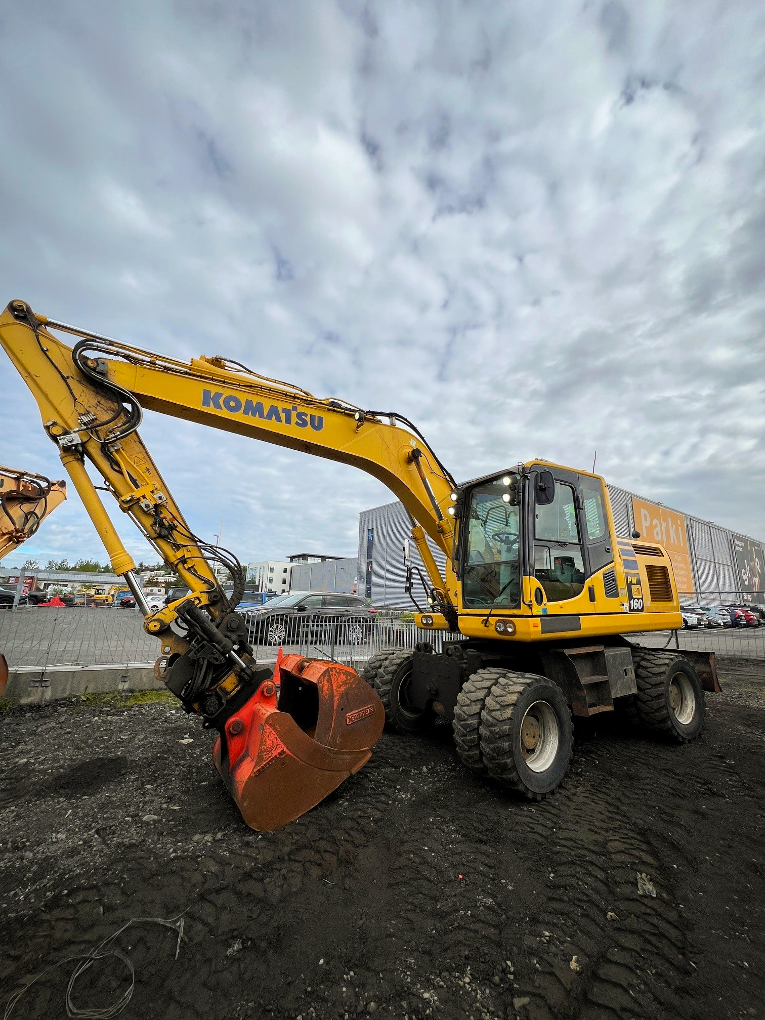 Komatsu PW160-10