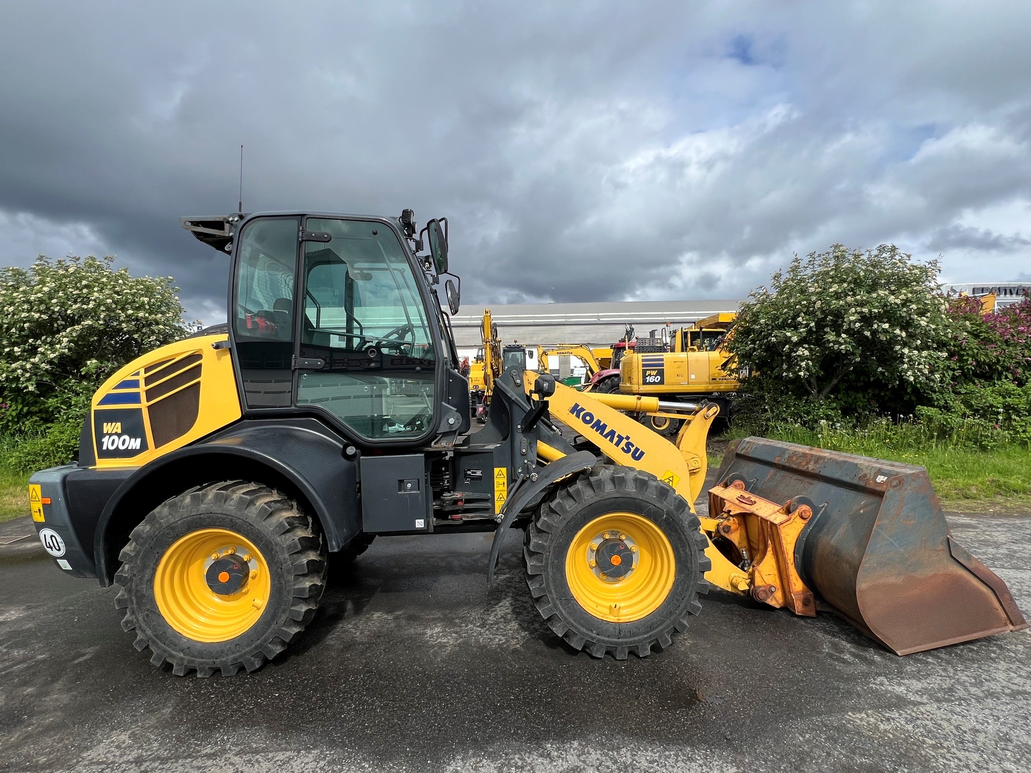 Komatsu WA100M-8 - Image 3