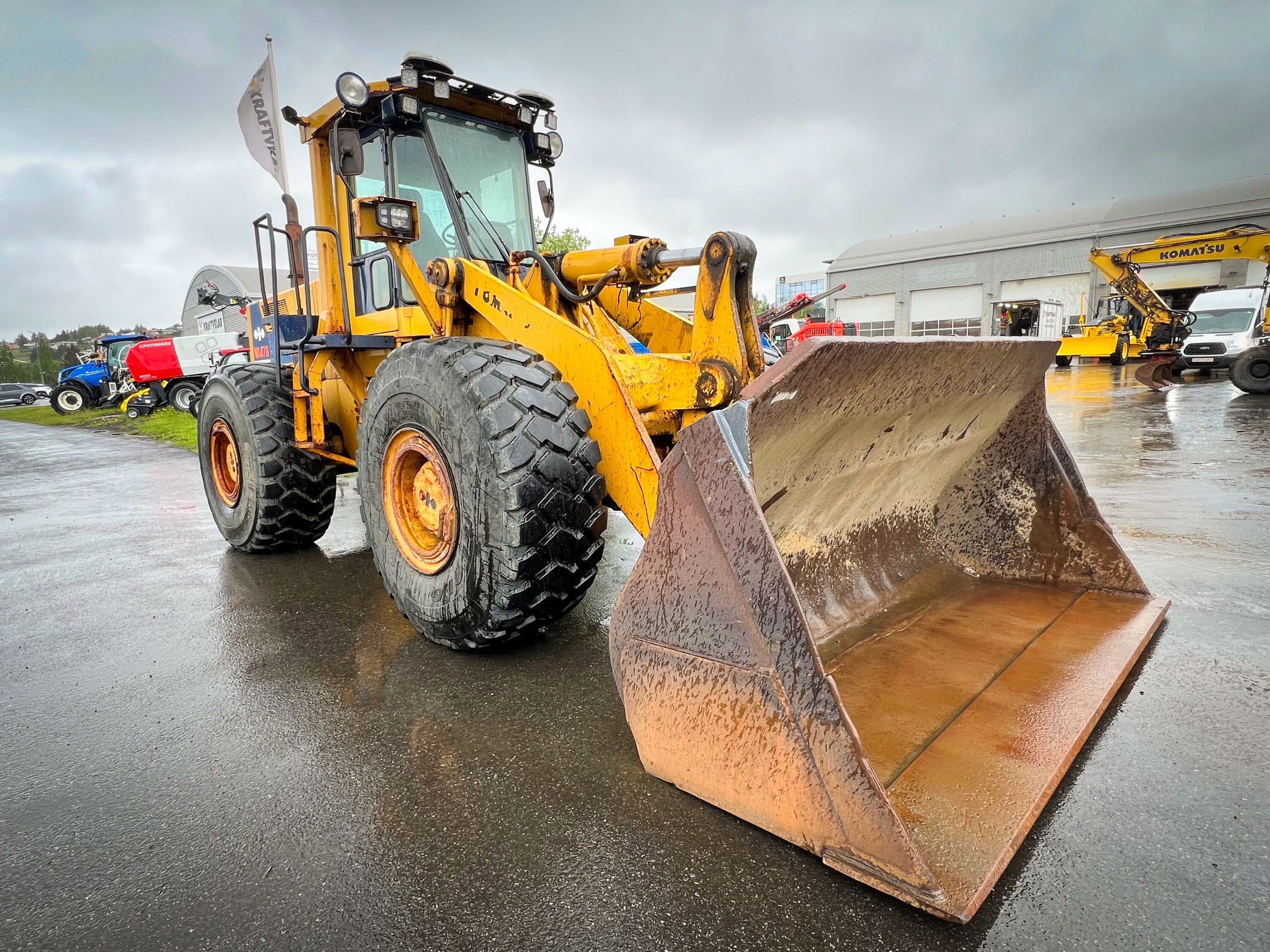 Komatsu WA470-1 - Image 3