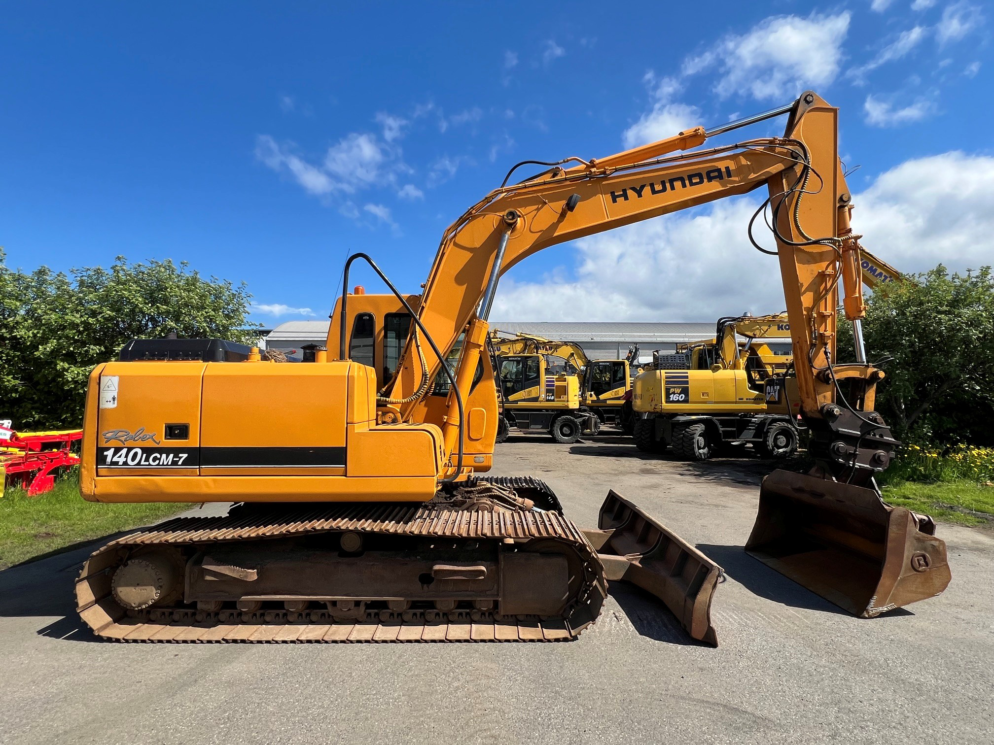 Hyundai Robex 140LCM-7 - Image 4