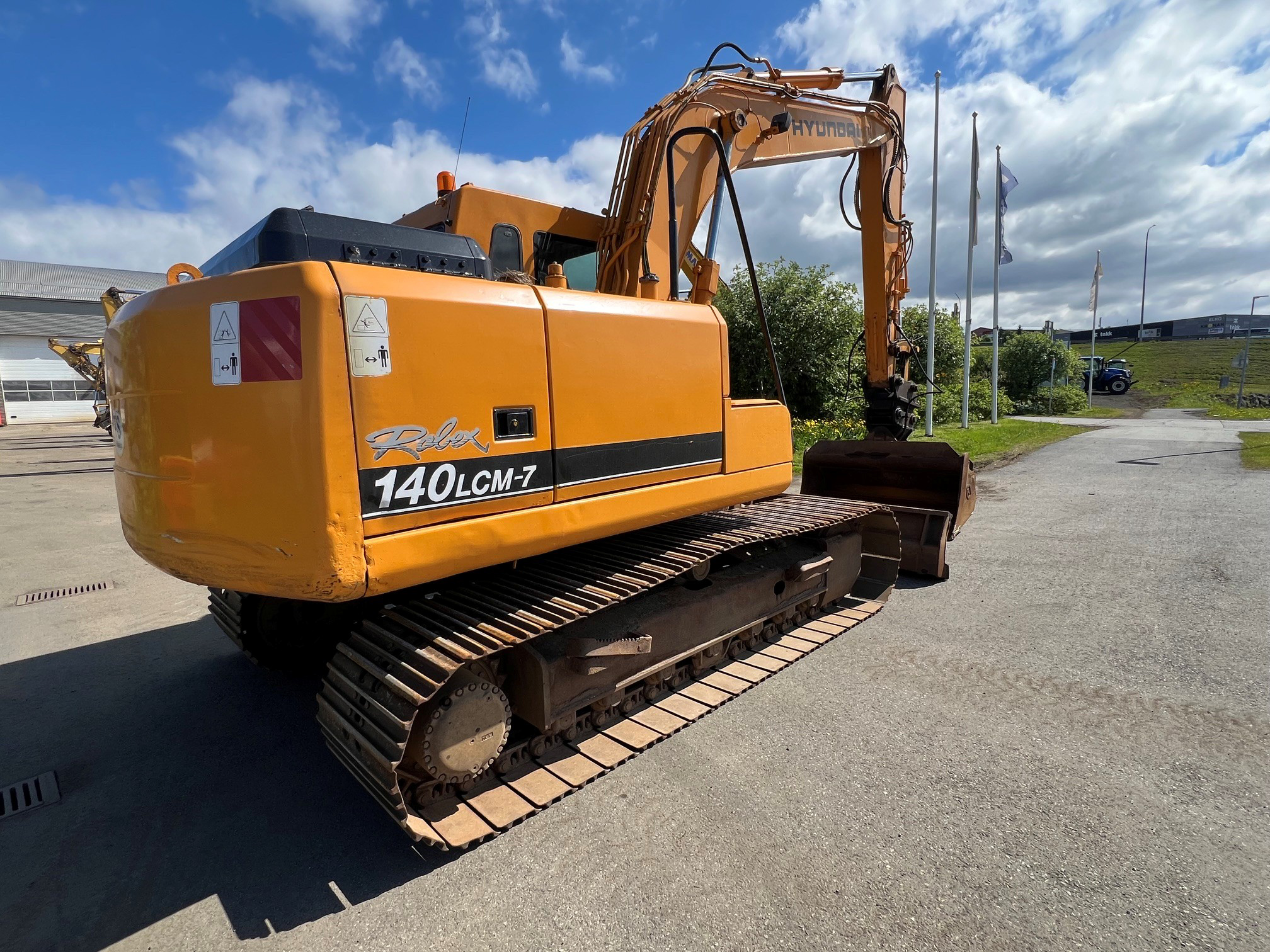 Hyundai Robex 140LCM-7 - Image 5