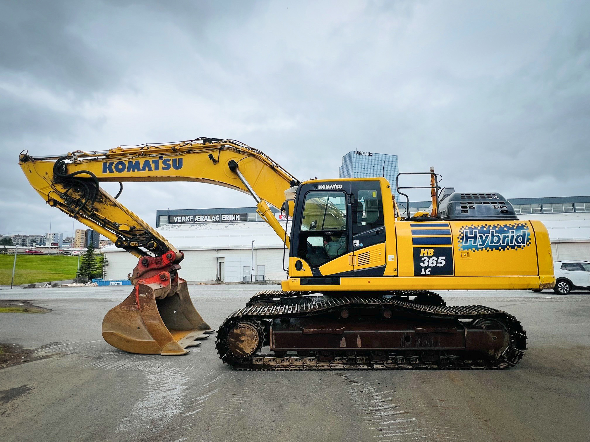 Komatsu HB365LC-3 Hybrid