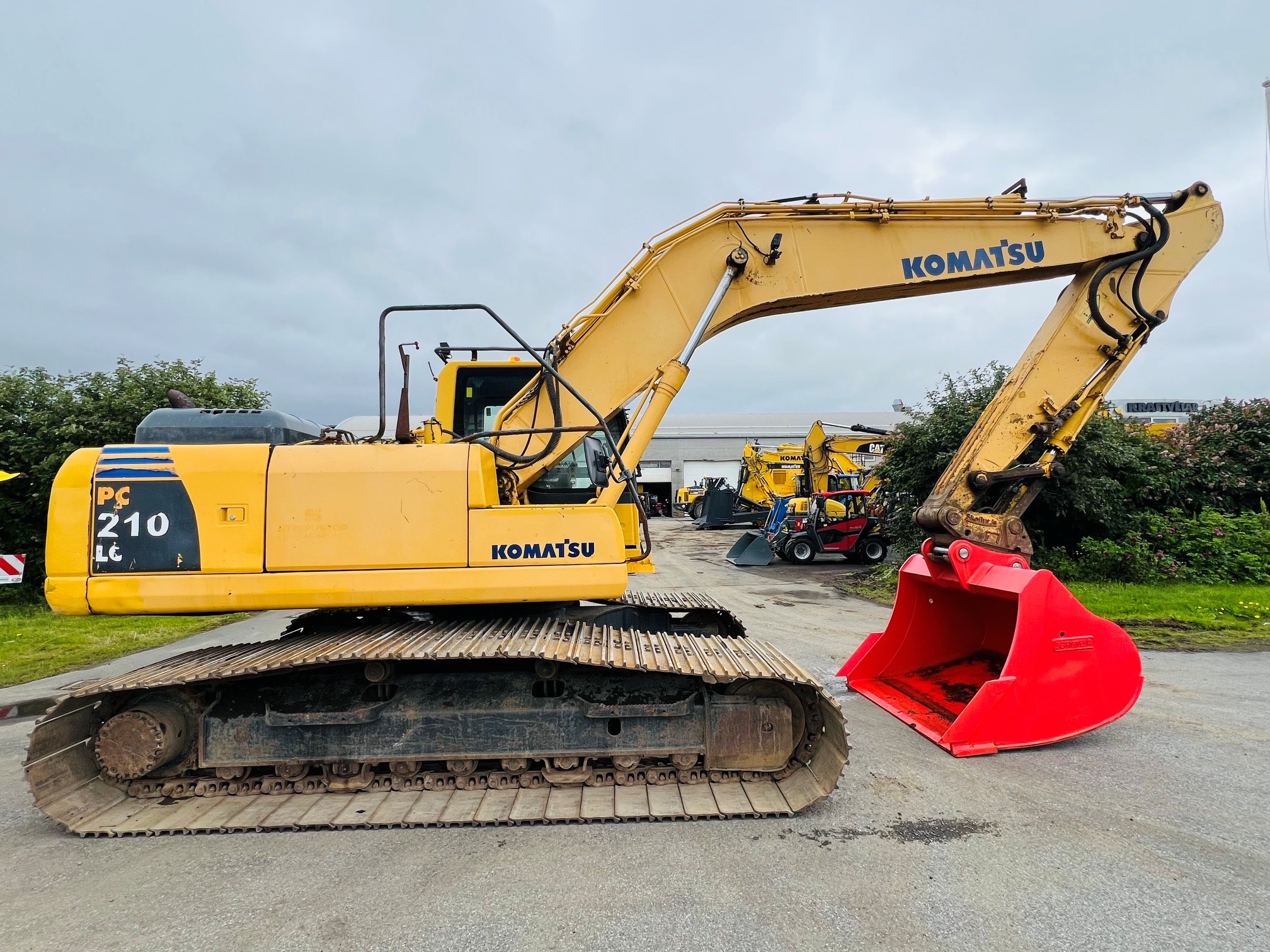 Komatsu PC210LC-8 - Image 3