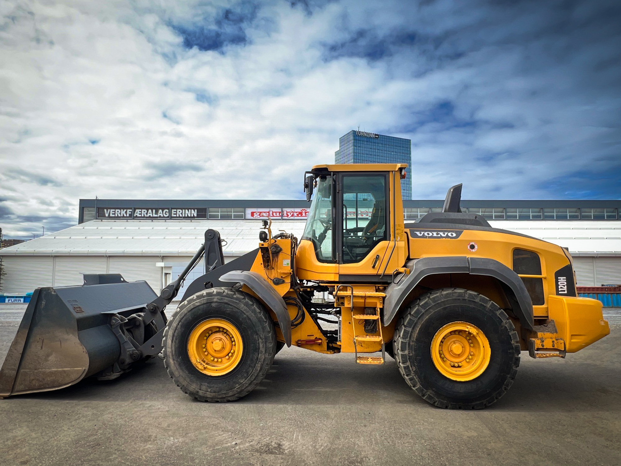 Volvo L120H
