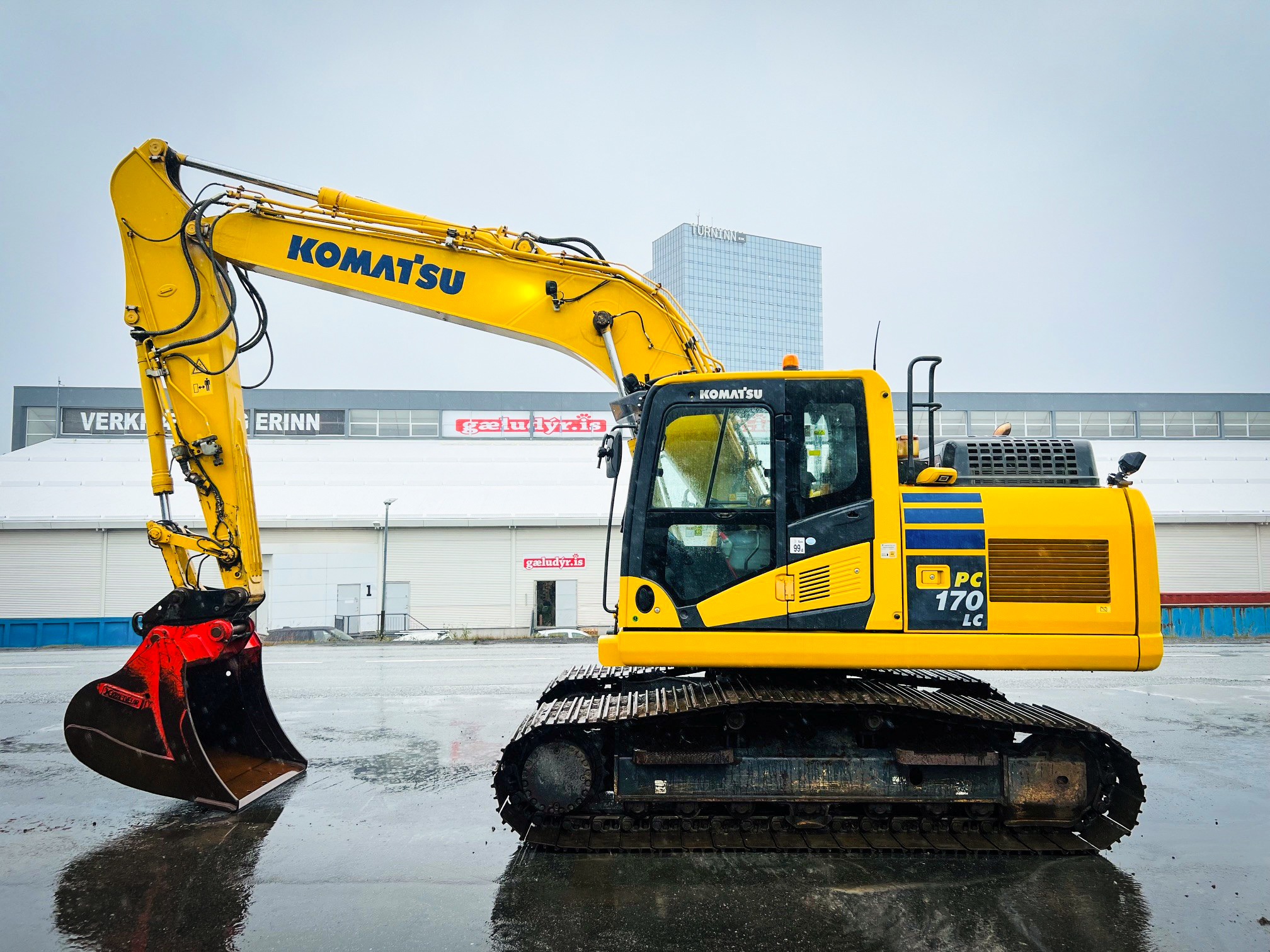 Komatsu PC170LC-11