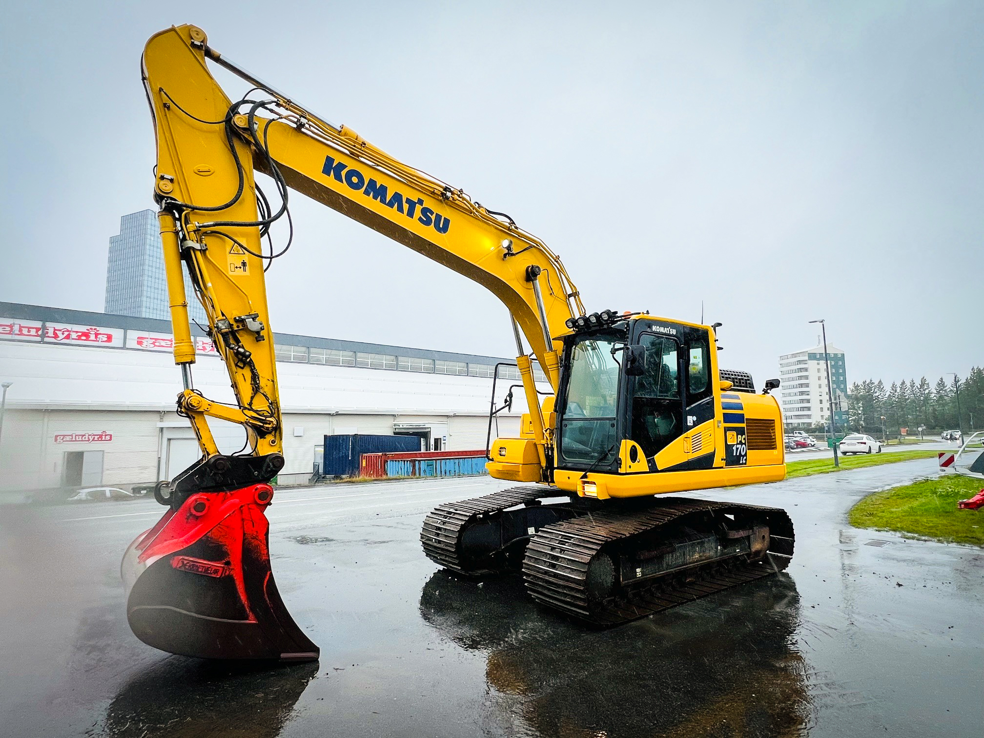Komatsu PC170LC-11 - Image 2