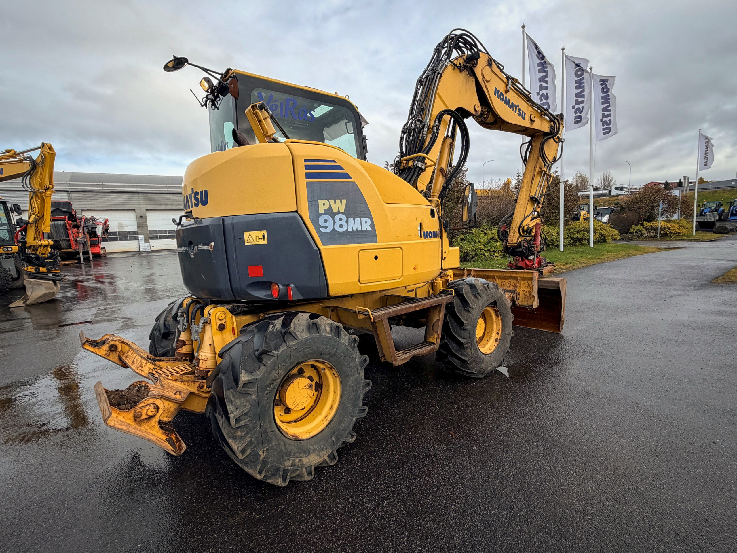 Komatsu PW98MR-8 - Image 3